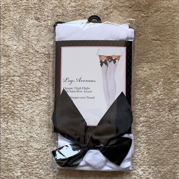 *NEW* Leg Avenue Opaque Thigh Highs - Picture 1 of 3